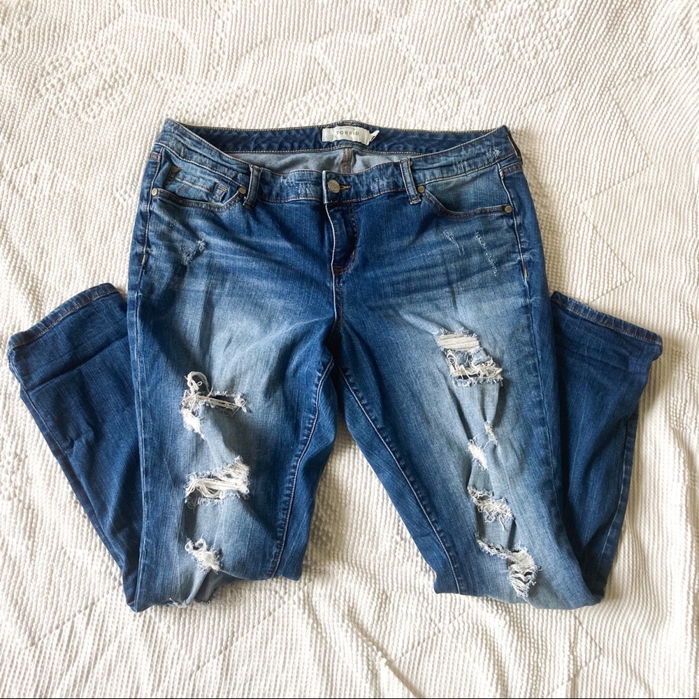 Torrid Distressed Skinny Jeans Size 18